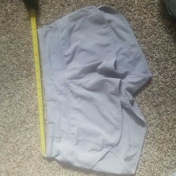 LULULEMON SHORTS - Picture 7 of 8